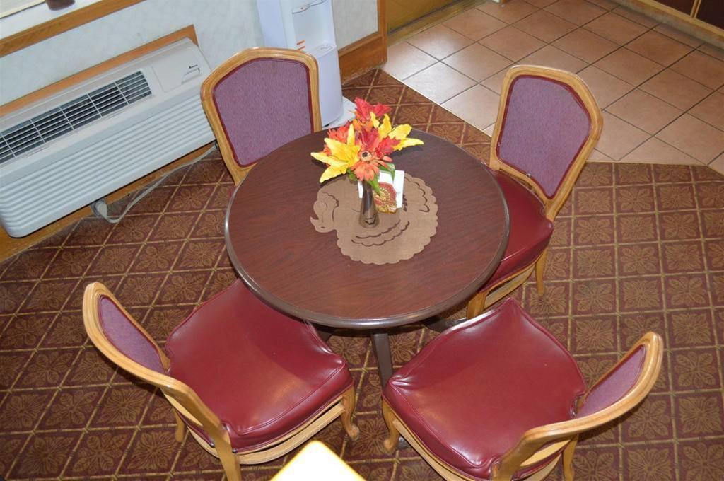 Winnemucca Holiday Motel المظهر الخارجي الصورة